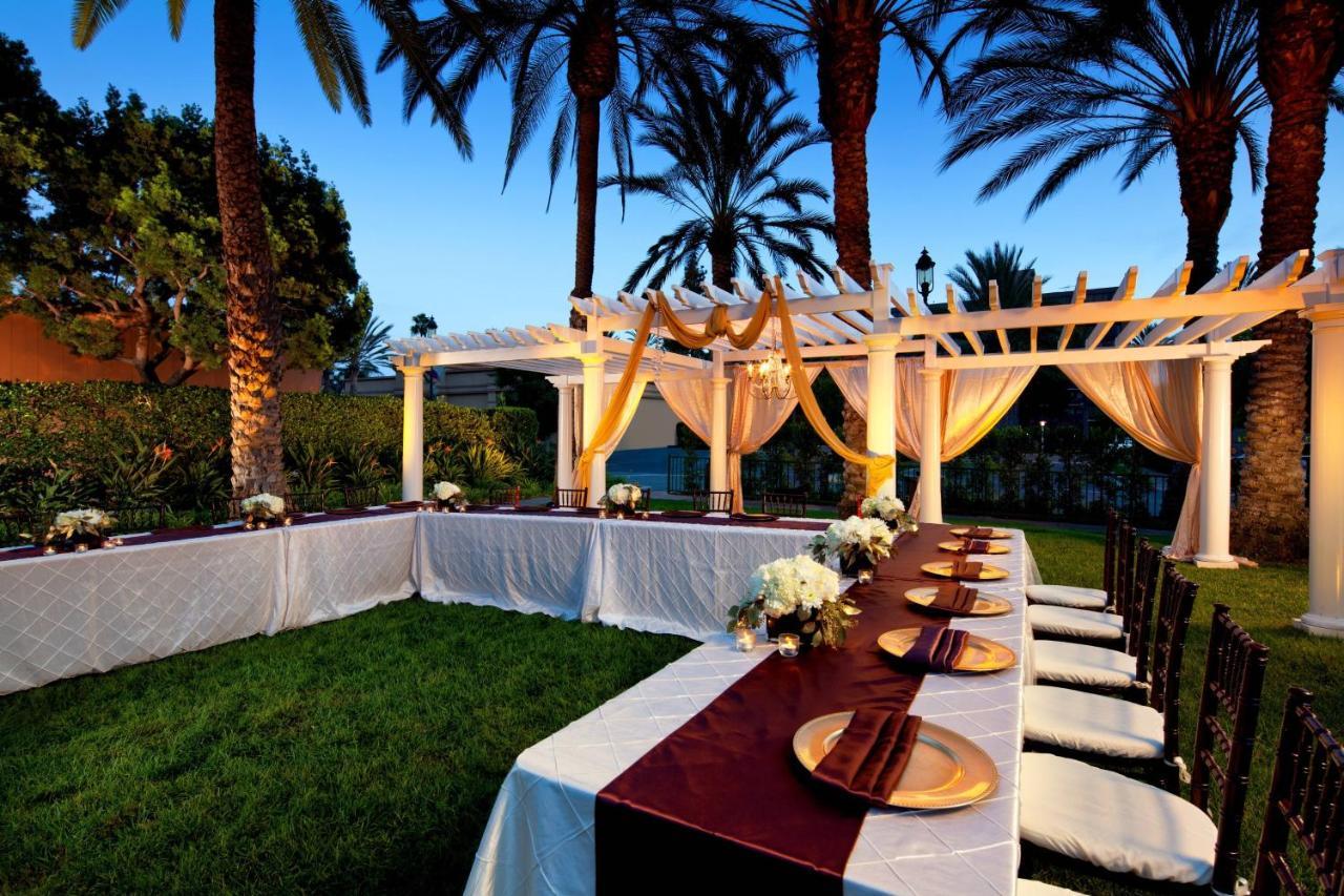 Sheraton Park Hotel At The Anaheim Resort Экстерьер фото