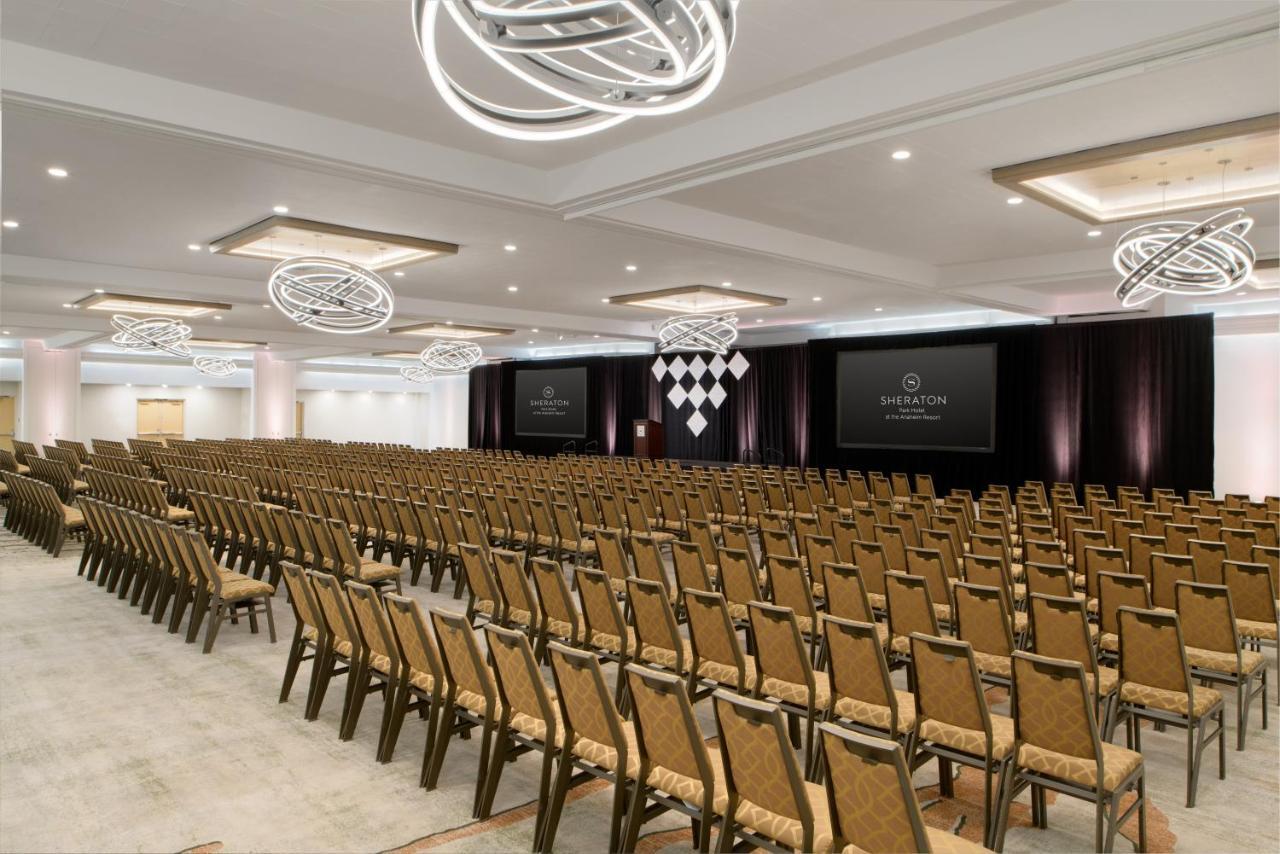 Sheraton Park Hotel At The Anaheim Resort Экстерьер фото
