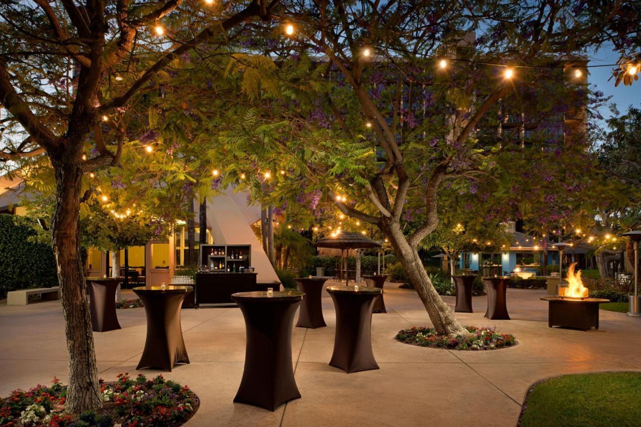 Sheraton Park Hotel At The Anaheim Resort Экстерьер фото