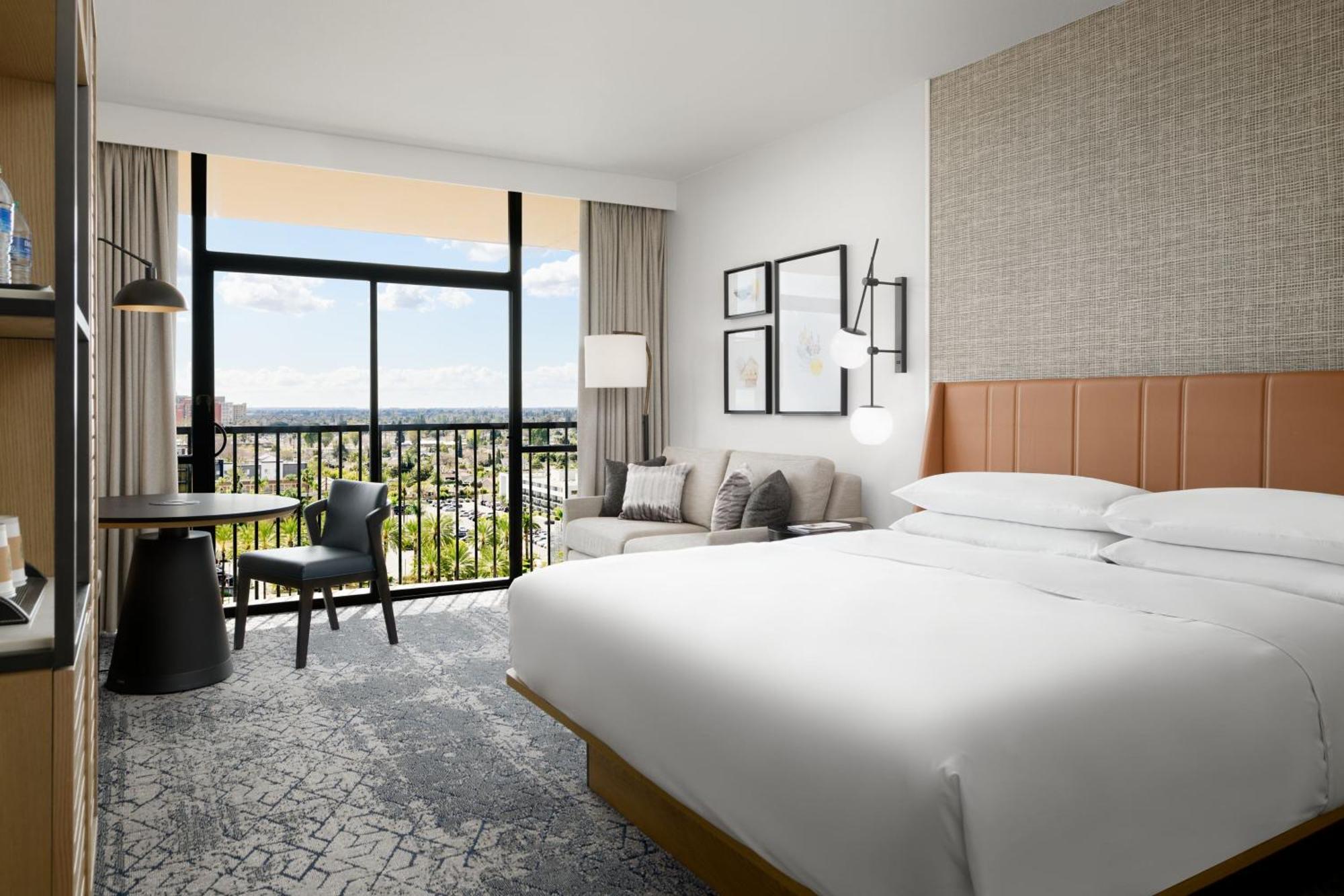 Sheraton Park Hotel At The Anaheim Resort Экстерьер фото