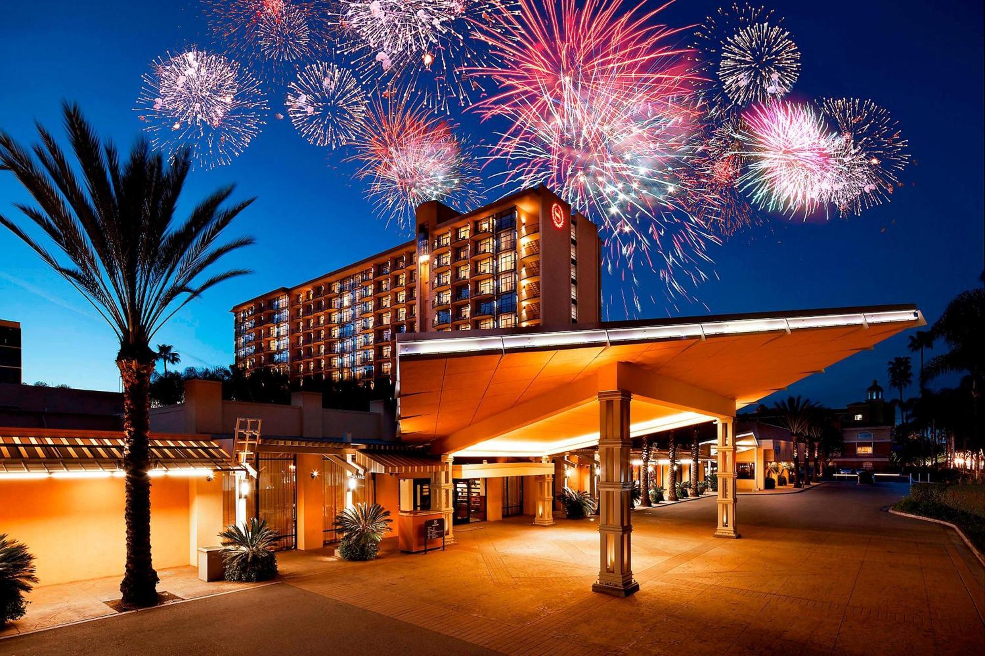 Sheraton Park Hotel At The Anaheim Resort Экстерьер фото