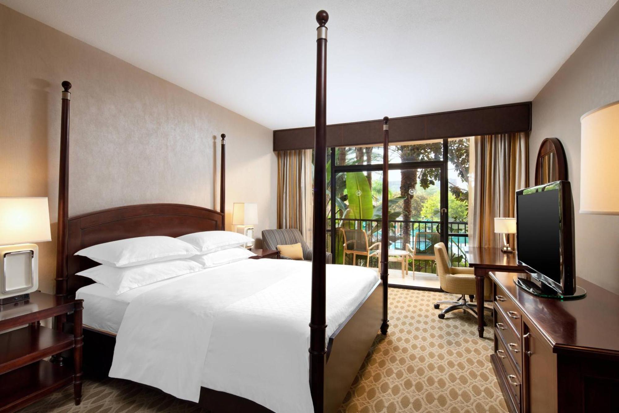 Sheraton Park Hotel At The Anaheim Resort Экстерьер фото